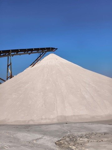 Sand classification plant and white silica stockpile