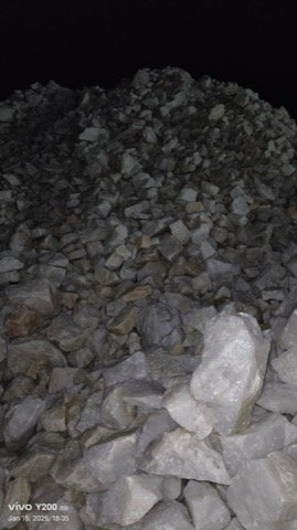 Night inspection of crushed mineral stock
